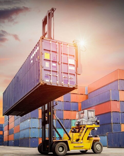 Top 10 Questions to Ask Before Choosing a Car Shipping Company